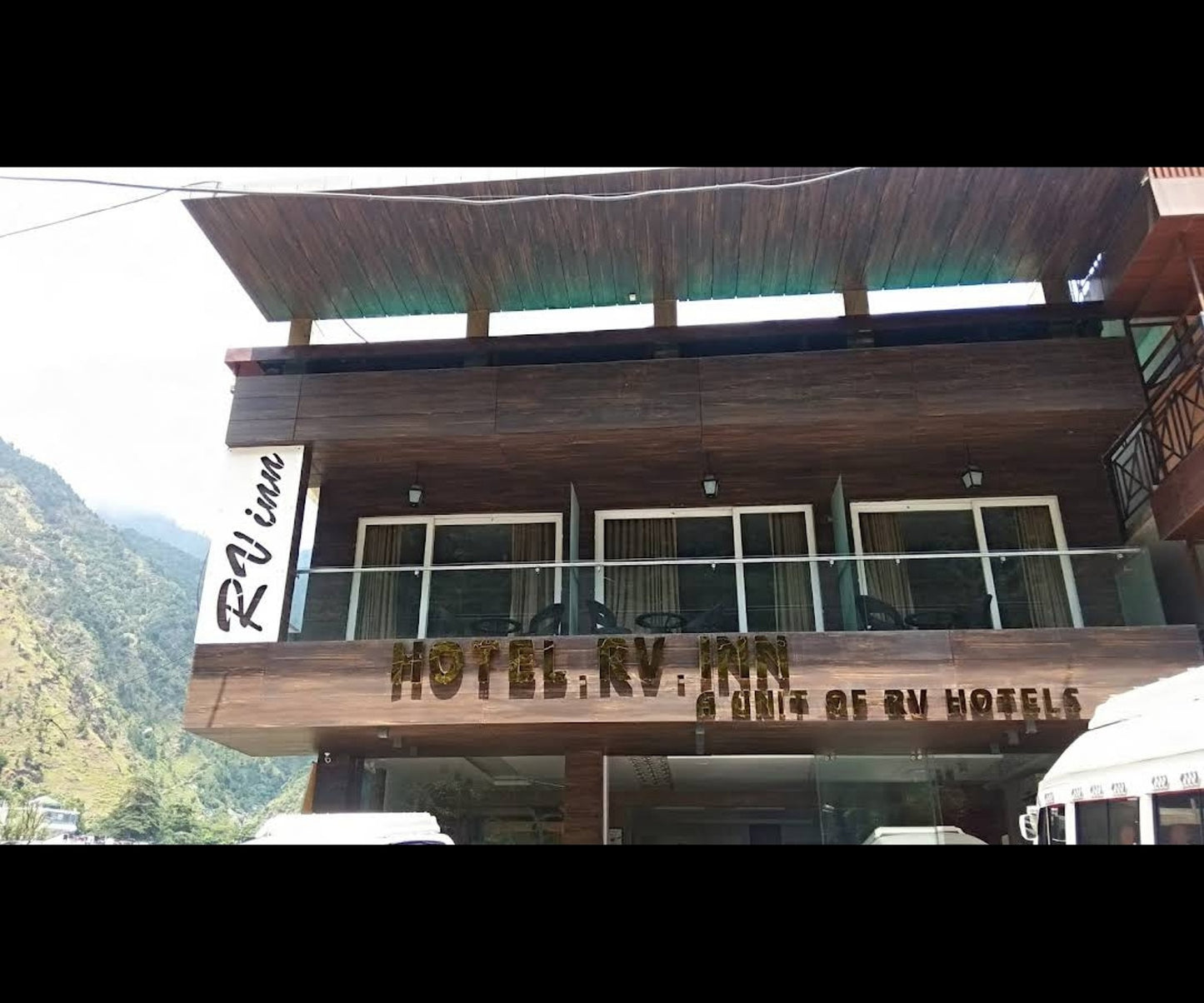 Hotel RV Inn - Luxury Hotel In Bhagsu Nag
