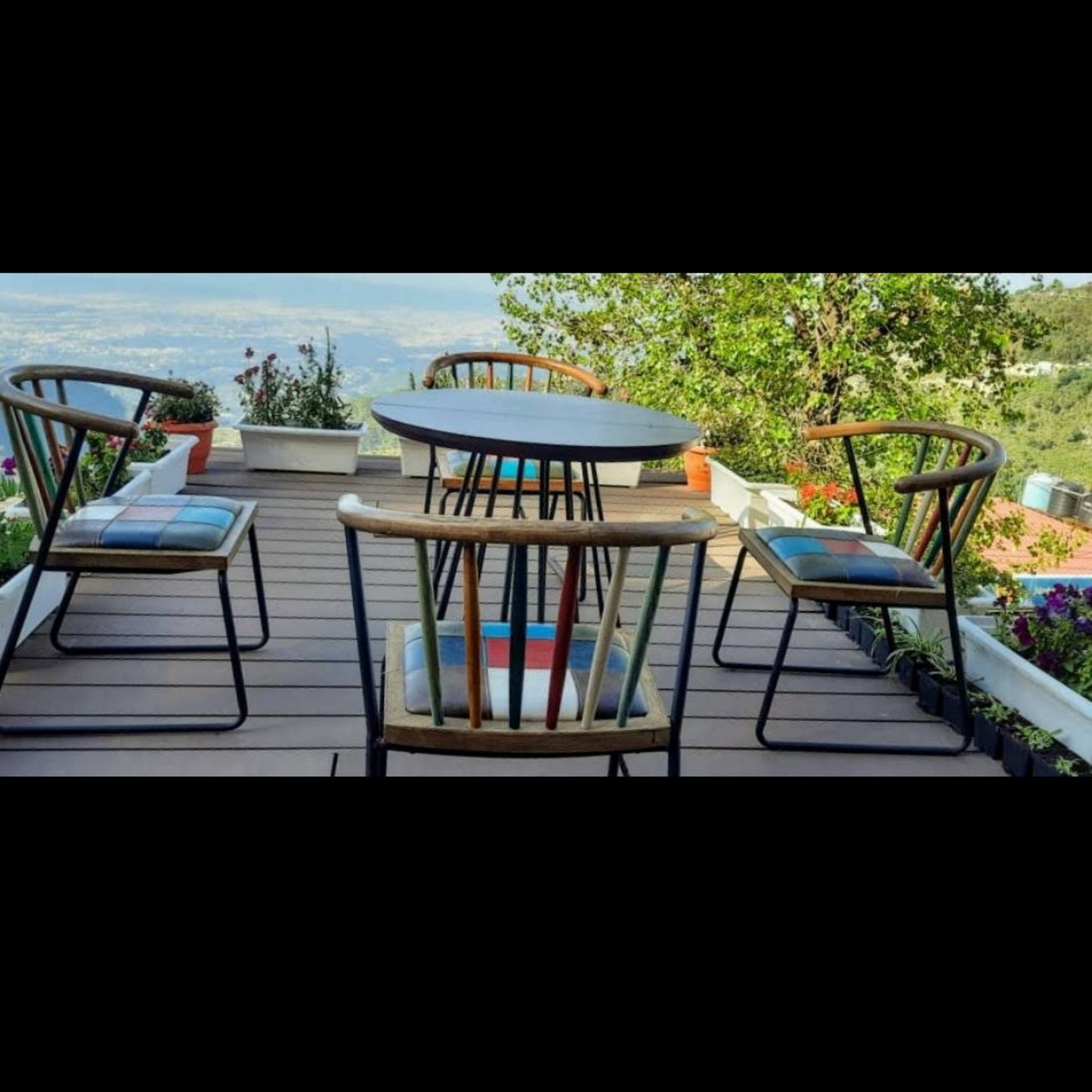 Honeymoon Inn
