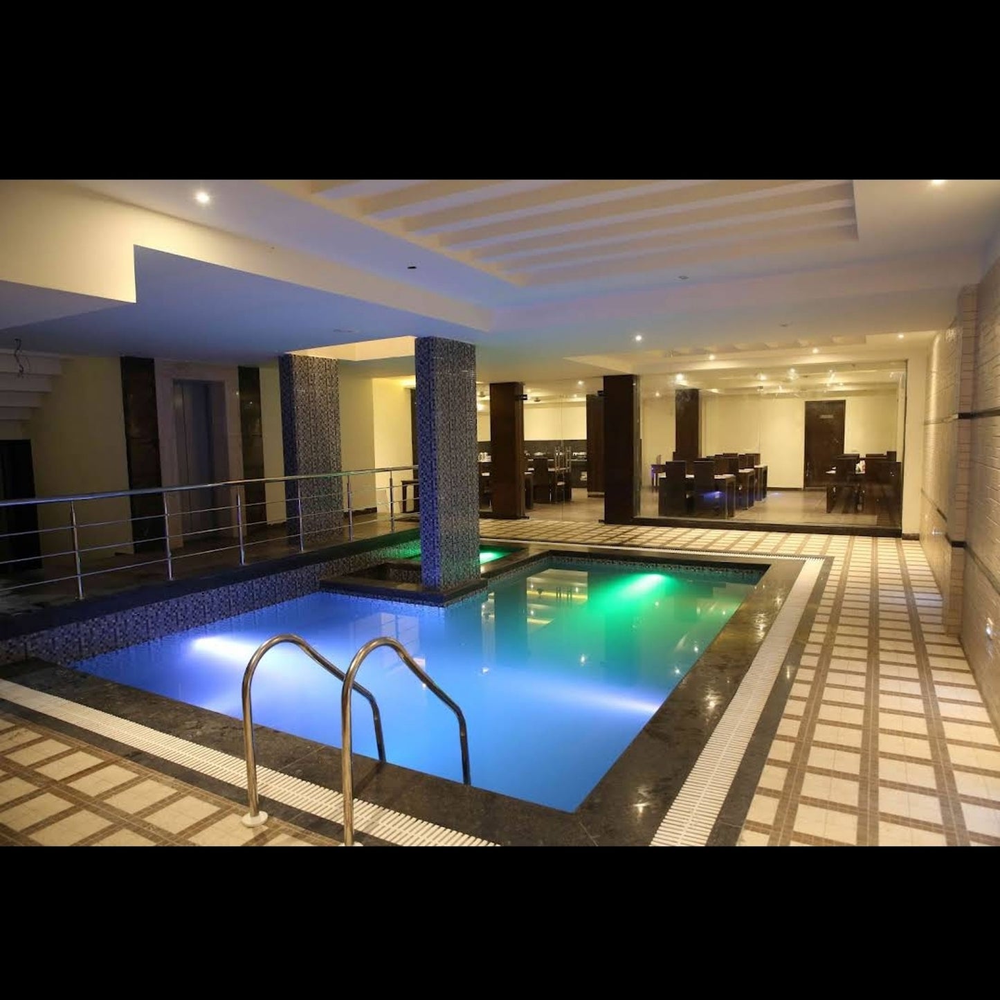 Hotel taj villa