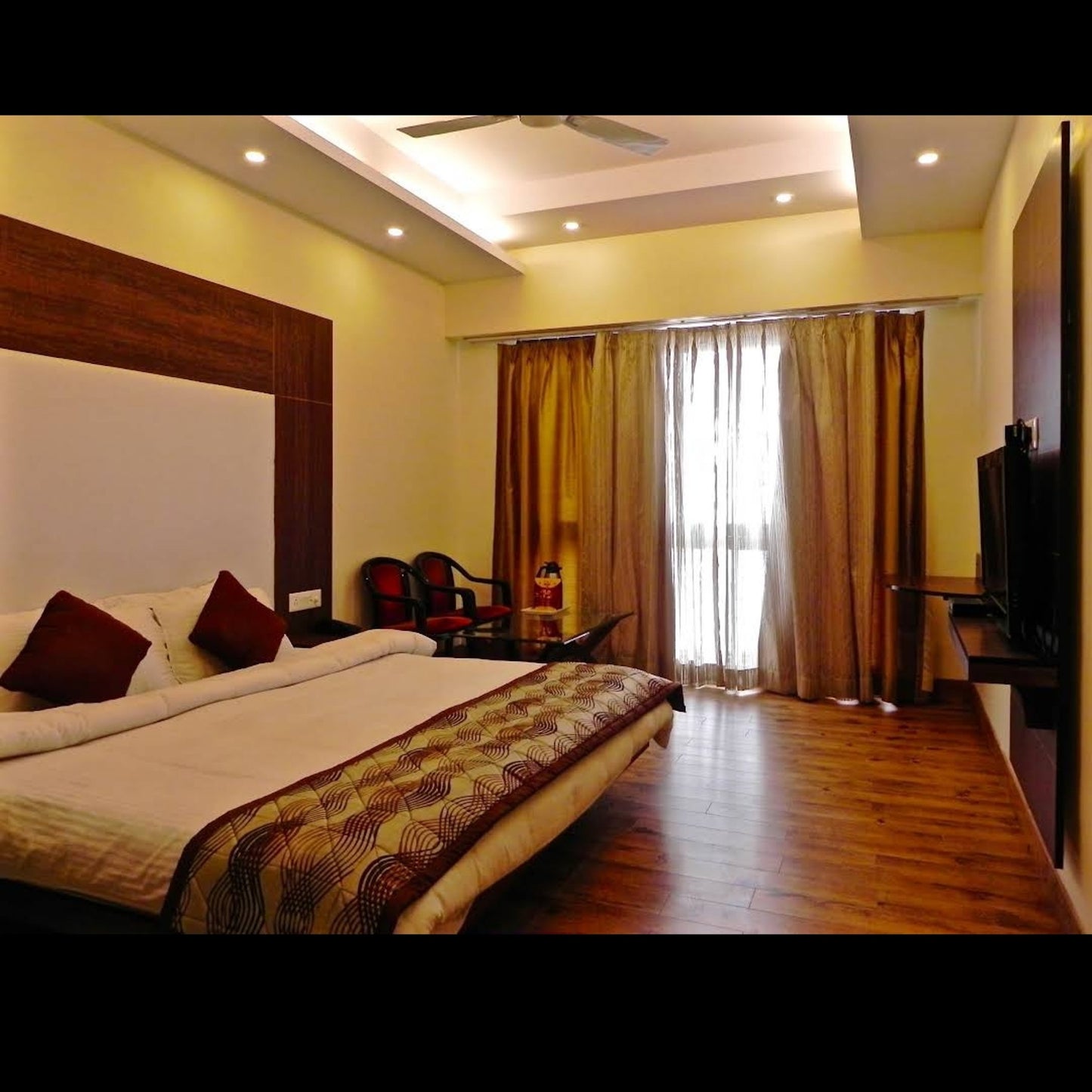 Hotel Mall Palace