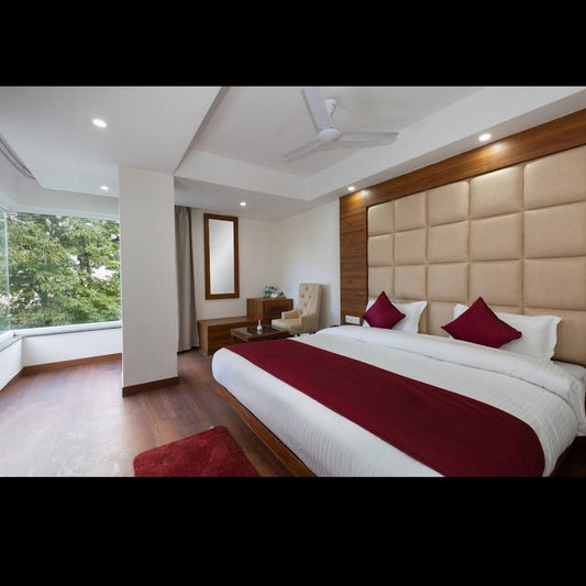 HOTEL WILD WOOD